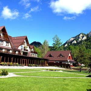 Hotel Nad Przełomem